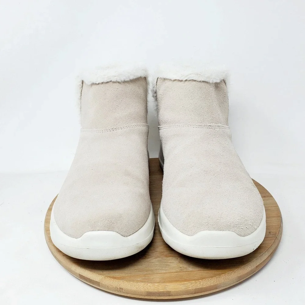 Skechers Ankle Boots Womens 8.5 On The Go Joy Bundle Up Lined Comfort Shoes
